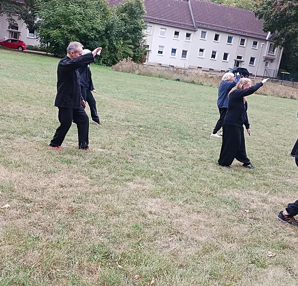 10.09. TAI CHI im Stadtgarten